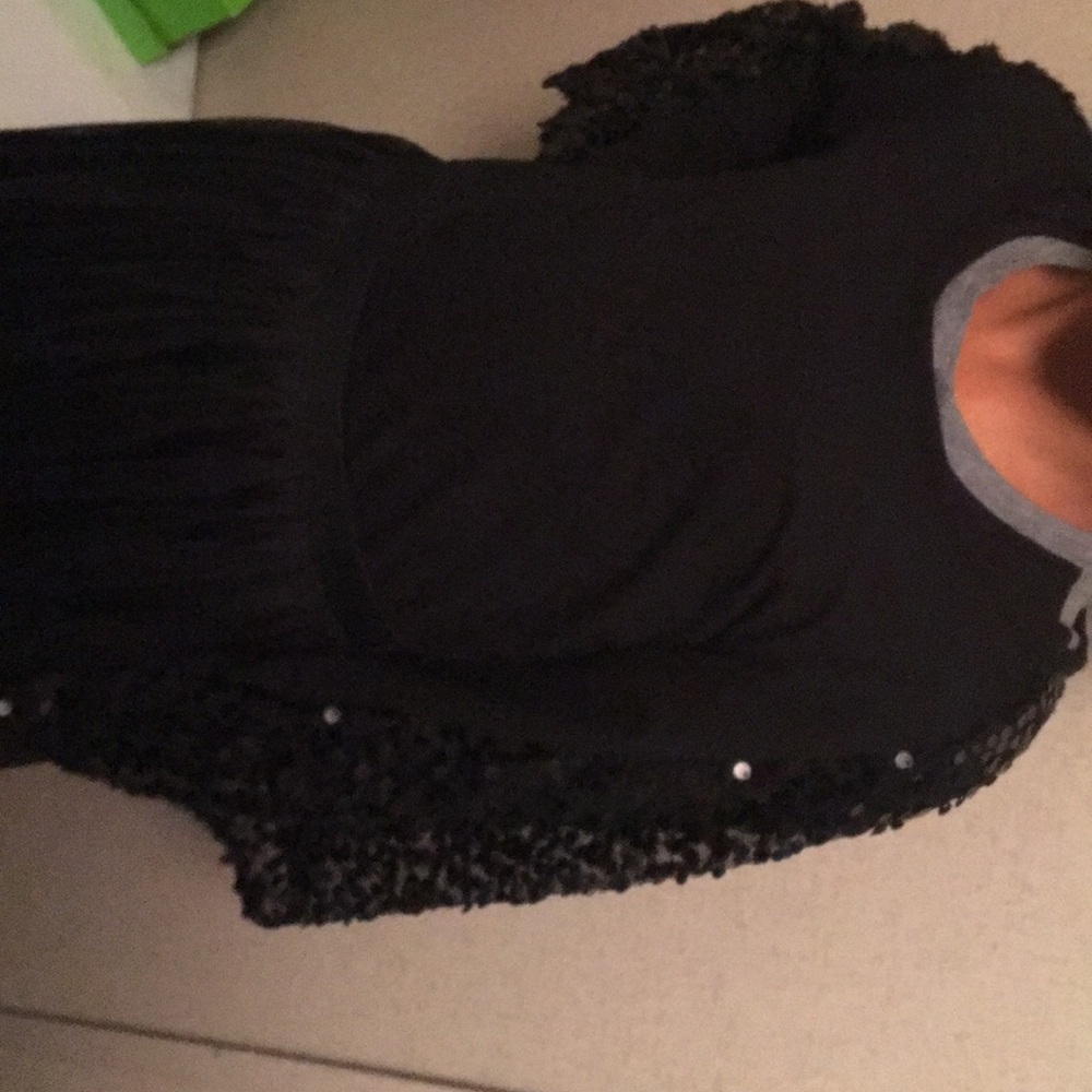Black glittery dress 🖤💫